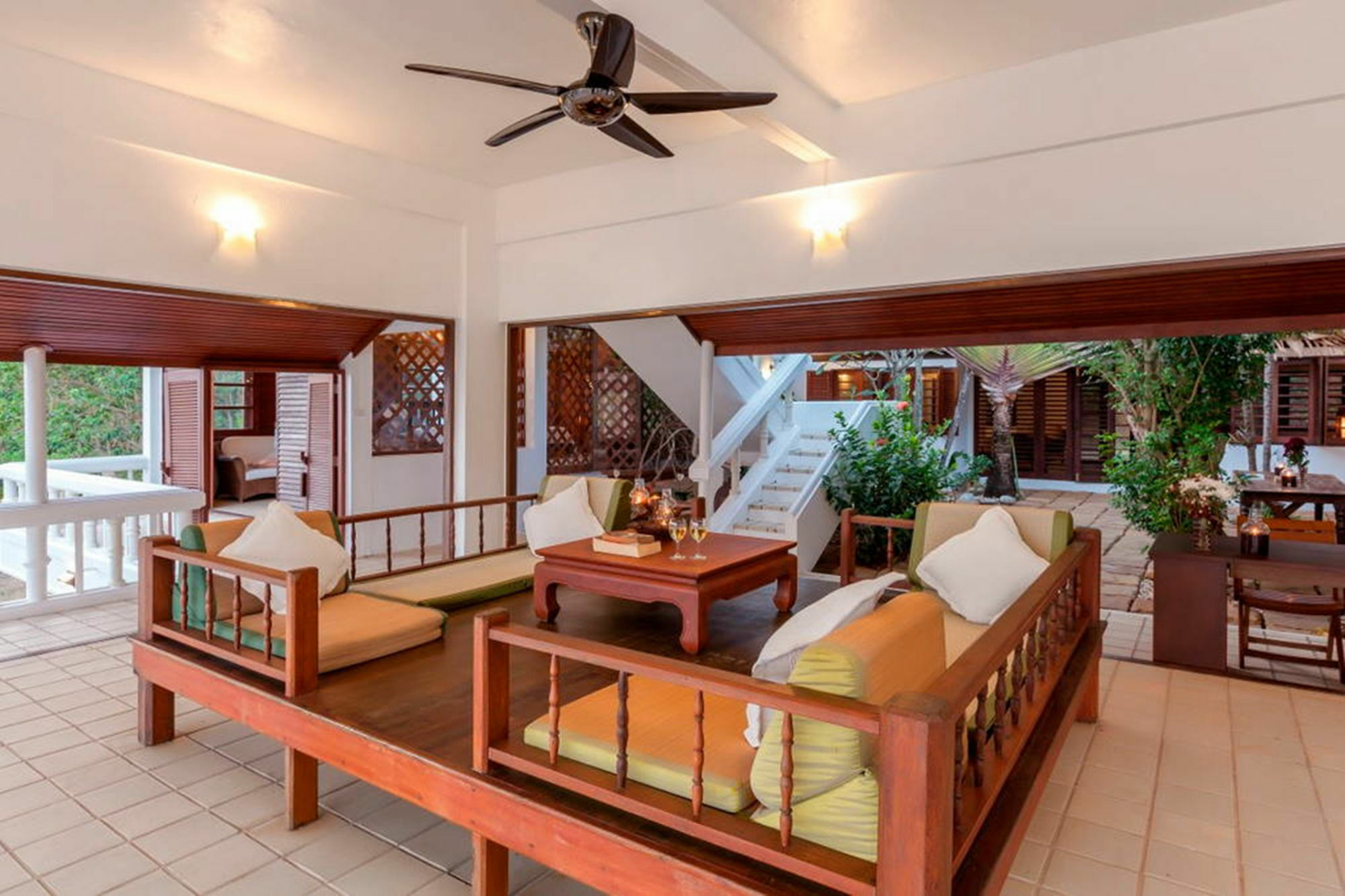 Baan Khunying - Secluded Phuket Beachfront Villa Rawai Экстерьер фото